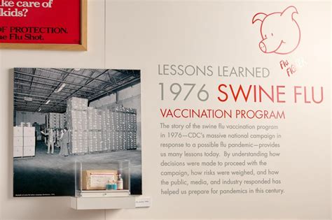 us tested the swine flew vaccine on the navry seals|1976 Swine Flu Vaccination Program .